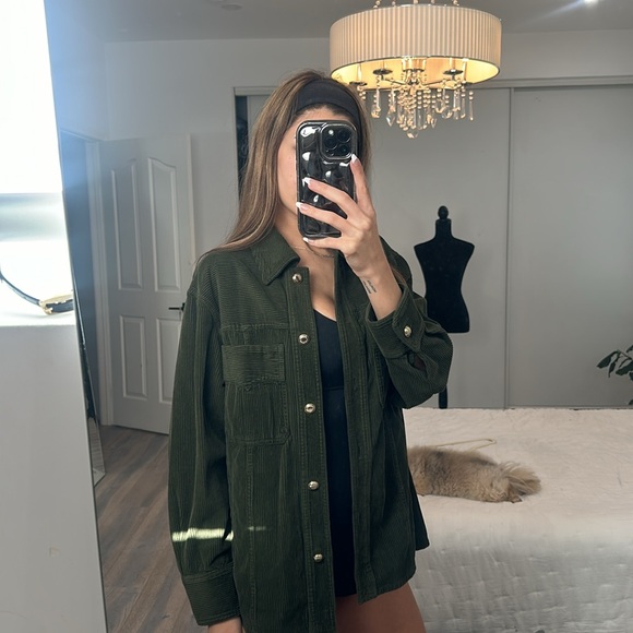 💚 - Picture 3 of 4